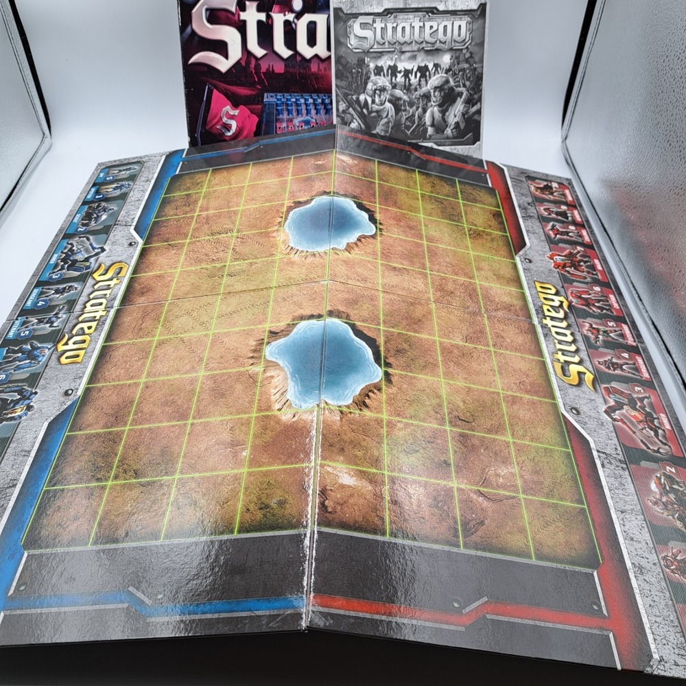 Stratego Classic Board Game of Battlefield Strategy Patch Games 2013 COMPLETE - Picture 5 of 5